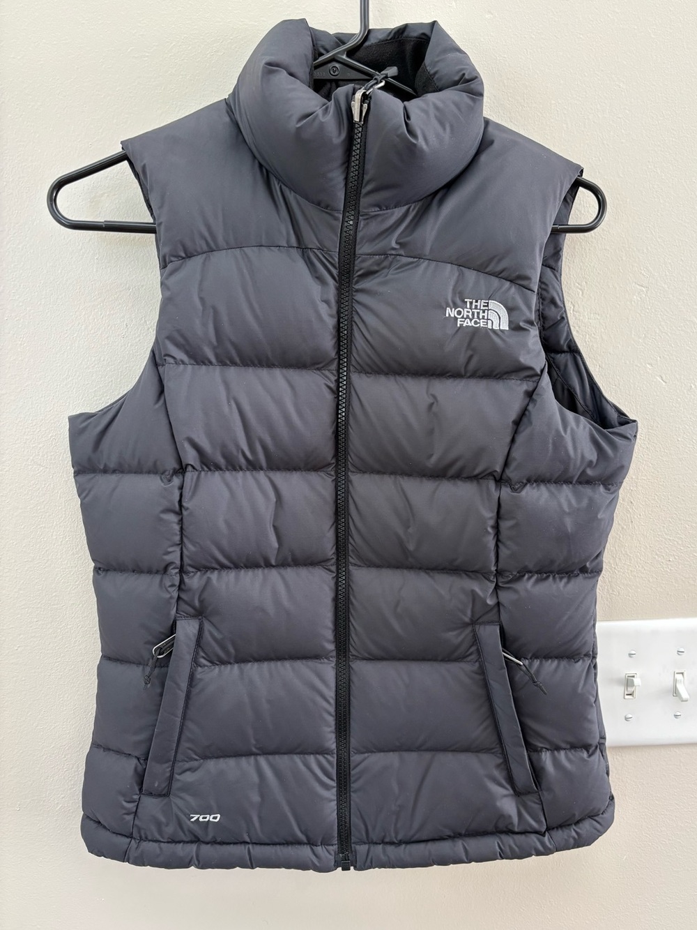 The North Face 700 Women’s XS Black Insulated Puffer Vest